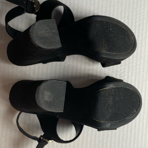 Black Block Heel- worn once - Picture 4 of 4
